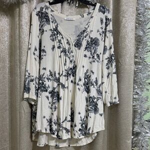 Black and White Floral Tunic